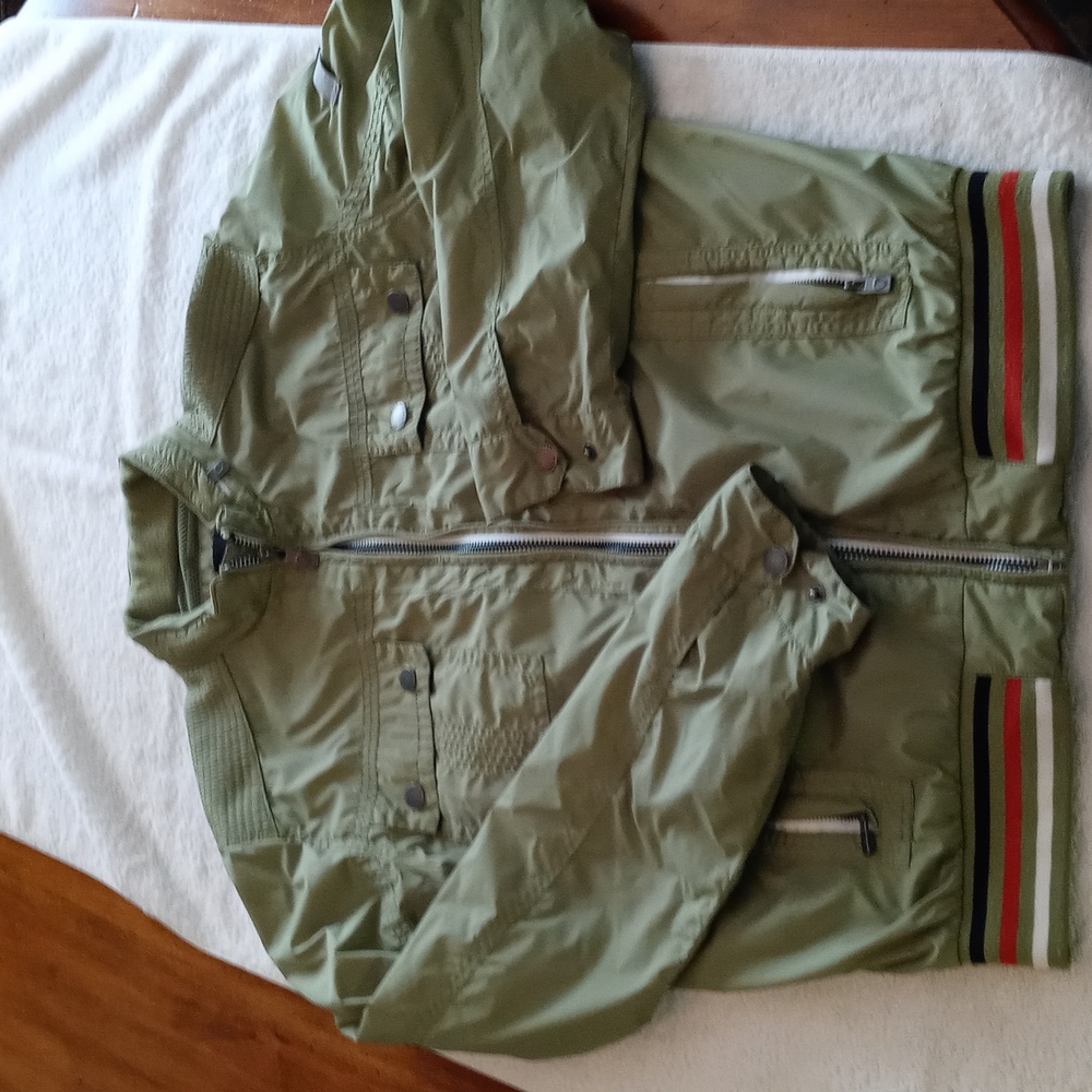 Ben Sherman Lightweight Jacket with hidden hoodie Size Medium